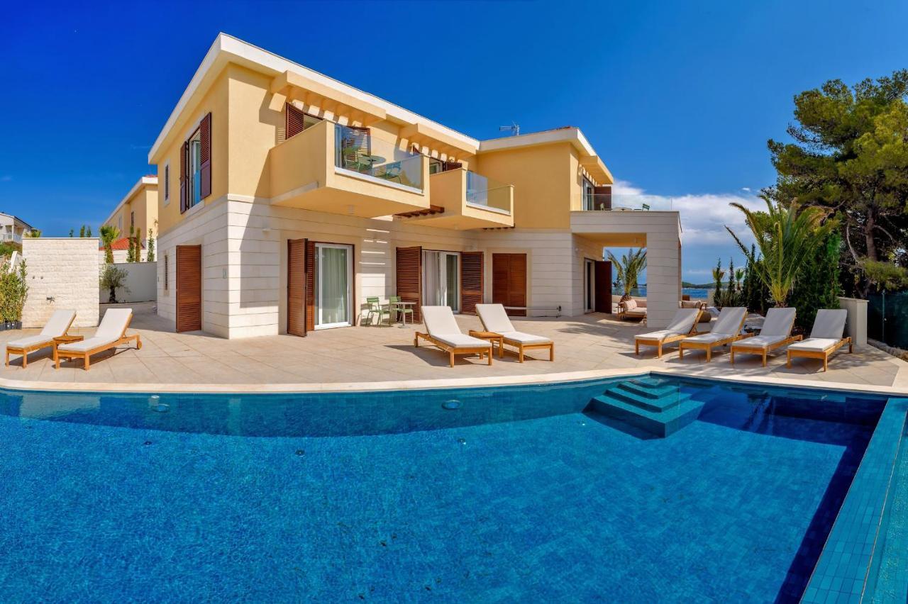 Incredibly Indulgent Hvar West 5 Bedrooms West Eternal Gorgeous Sea Views Private Pool Villa *